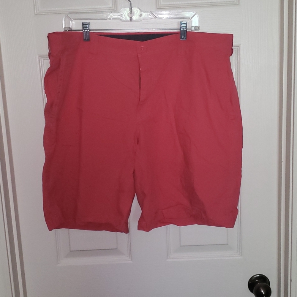 Columbia shorts 40w 10in inseam